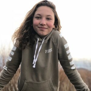 Meet your Posher, Isabella